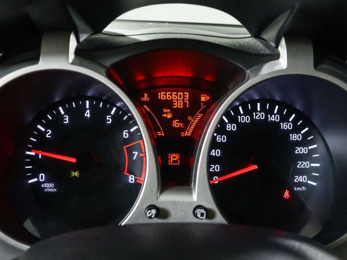 Nissan Juke, 2012 Фото №9