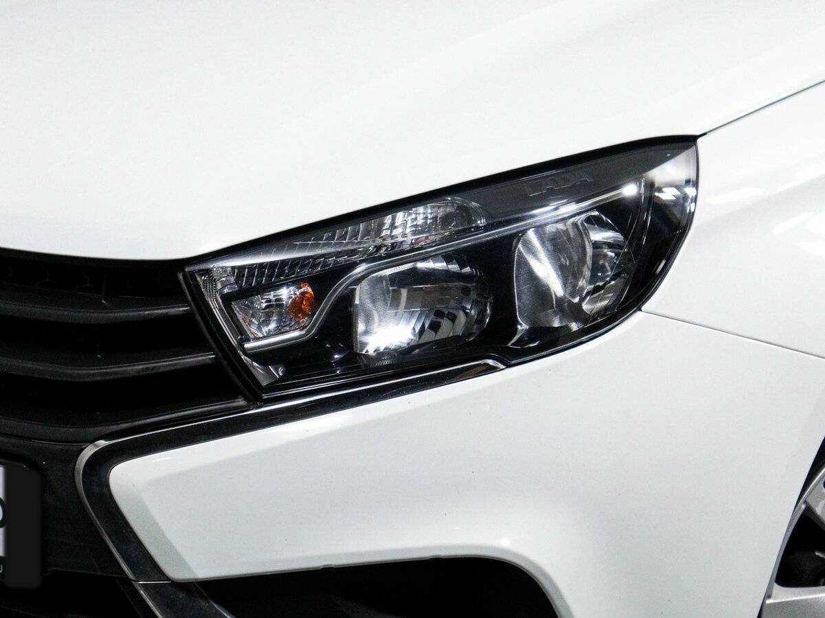 Lada (ВАЗ) Vesta, 2018 Фото №12