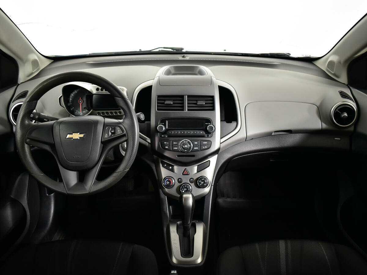Chevrolet Aveo, 2014 Фото №12