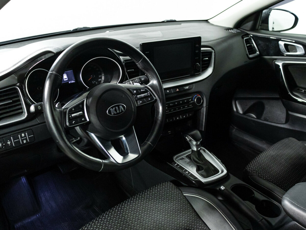 Kia Ceed III, 2021 Фото №11