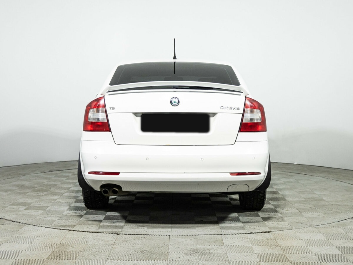 Skoda Octavia II (A5) Рестайлинг, 2012 Фото №6