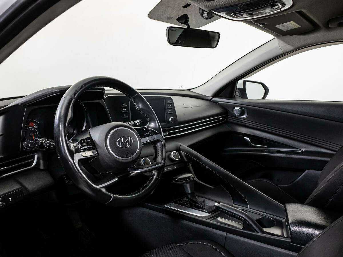 Hyundai Elantra, 2020 Фото №9