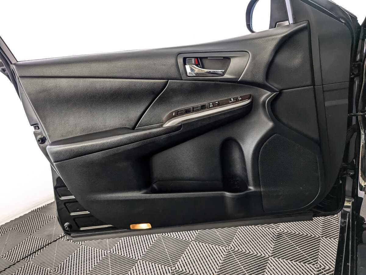 Toyota Camry, 2017 Фото №15