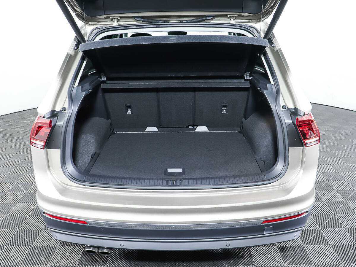 Volkswagen Tiguan, 2017 Фото №10