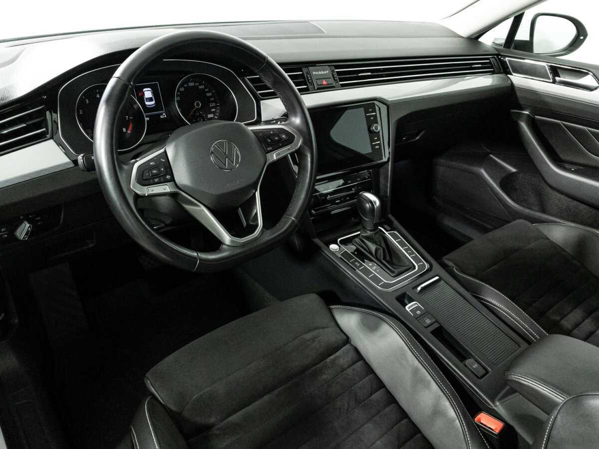 Volkswagen Passat, 2020 Фото №11
