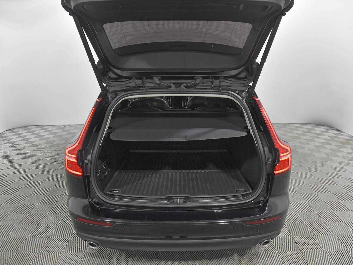 Volvo V60, 2020 Фото №17