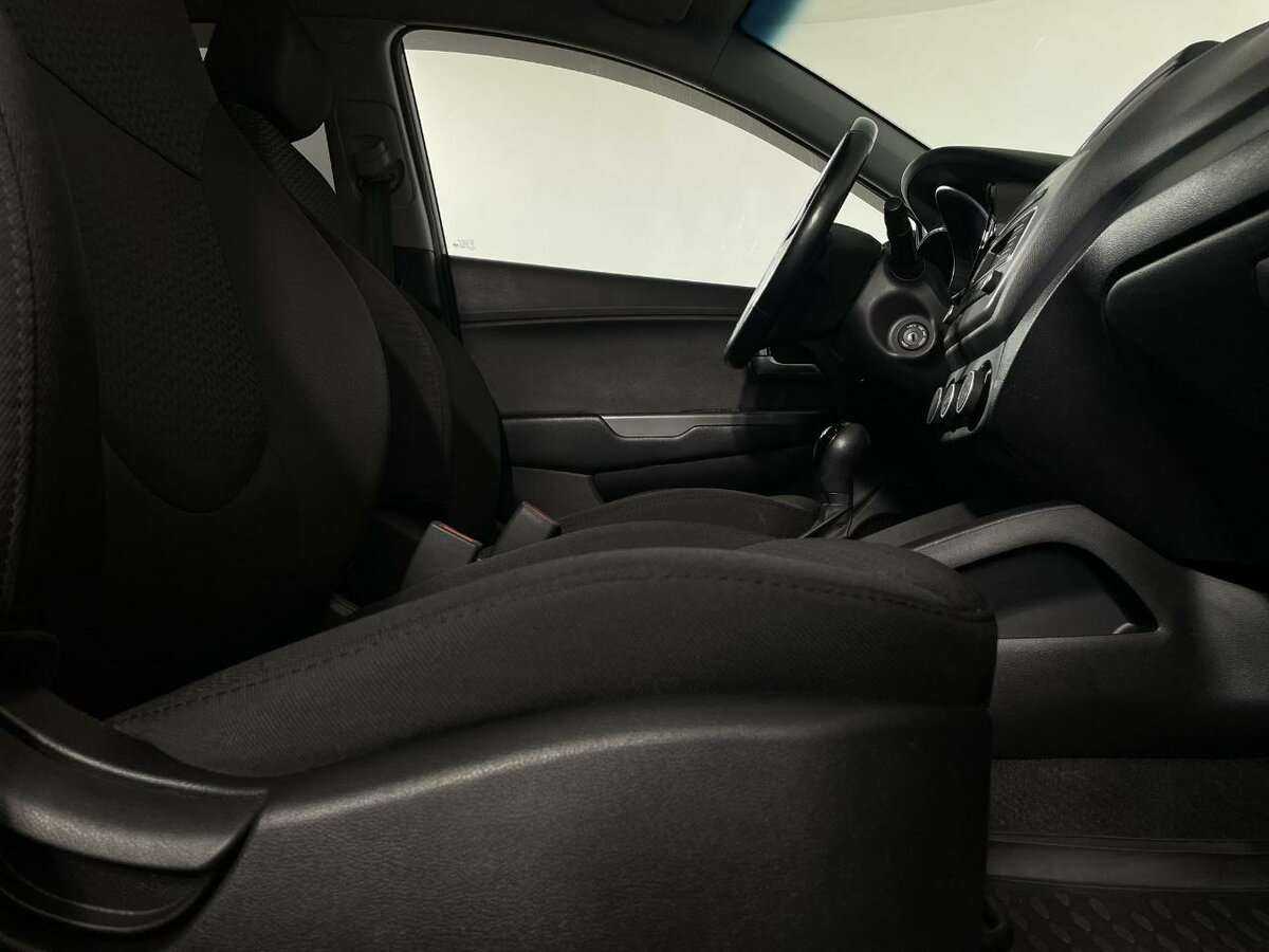 Kia Rio, 2016 Фото №14