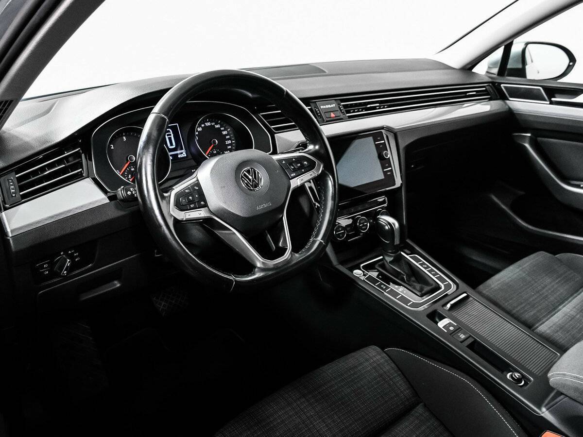 Volkswagen Passat, 2019 Фото №13