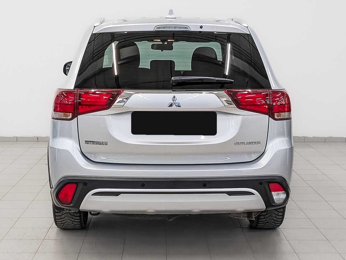 Mitsubishi Outlander, 2020 Фото №6