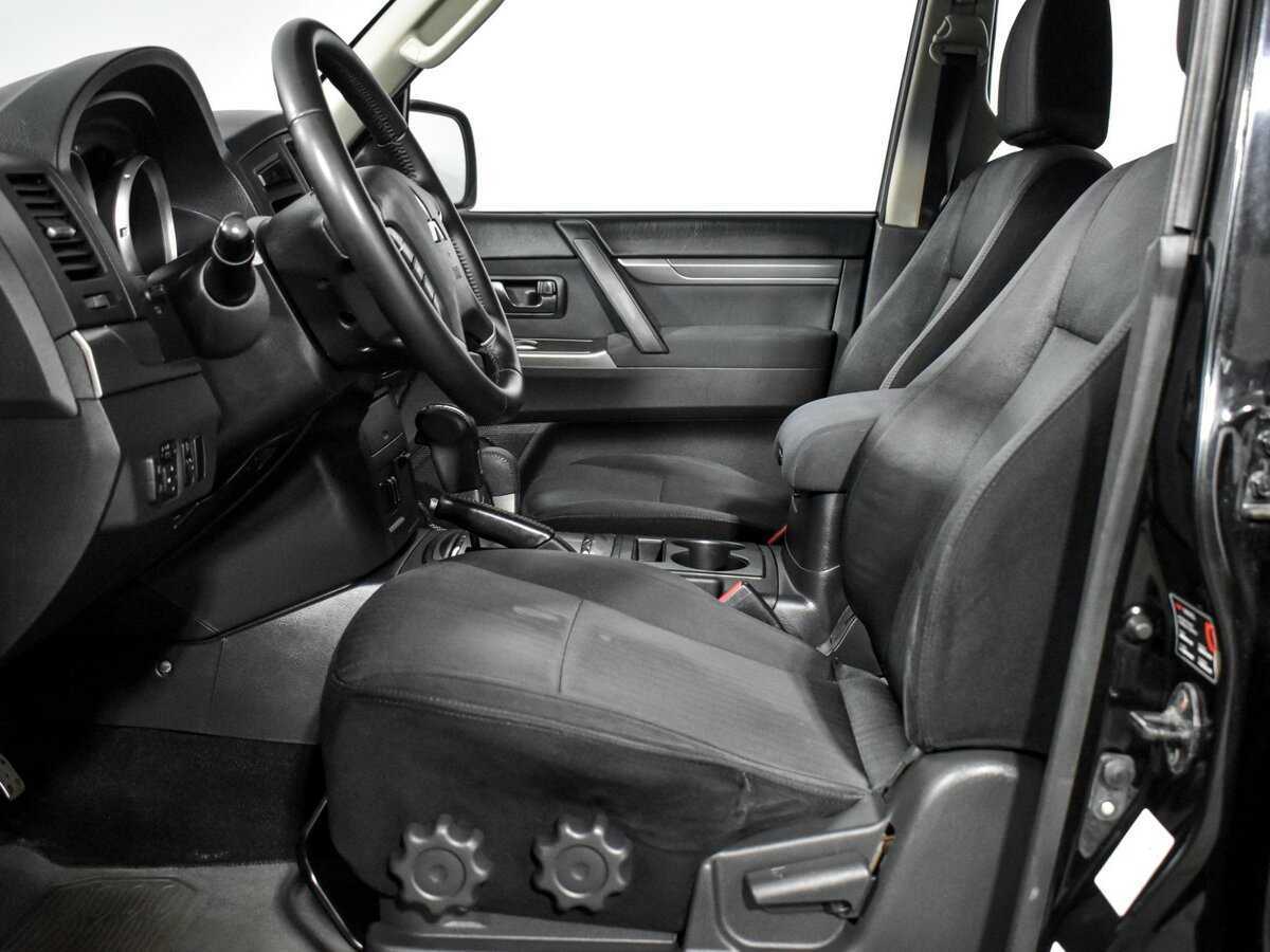 Mitsubishi Pajero, 2013 Фото №9