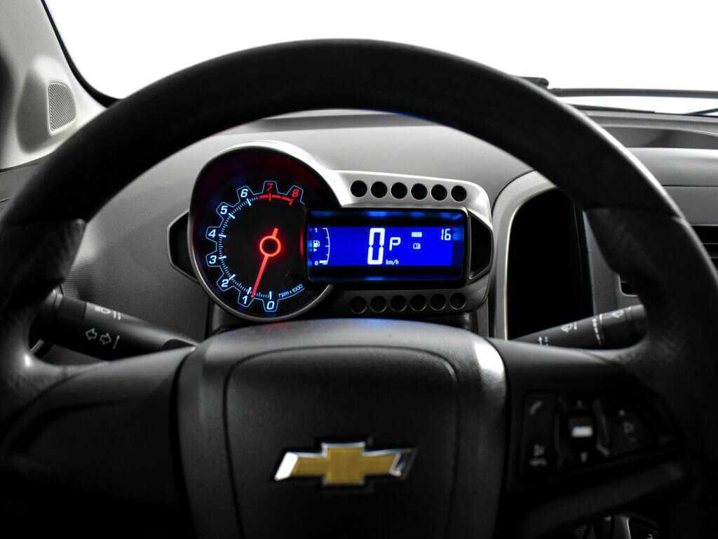 Chevrolet Aveo, 2013 Фото №19