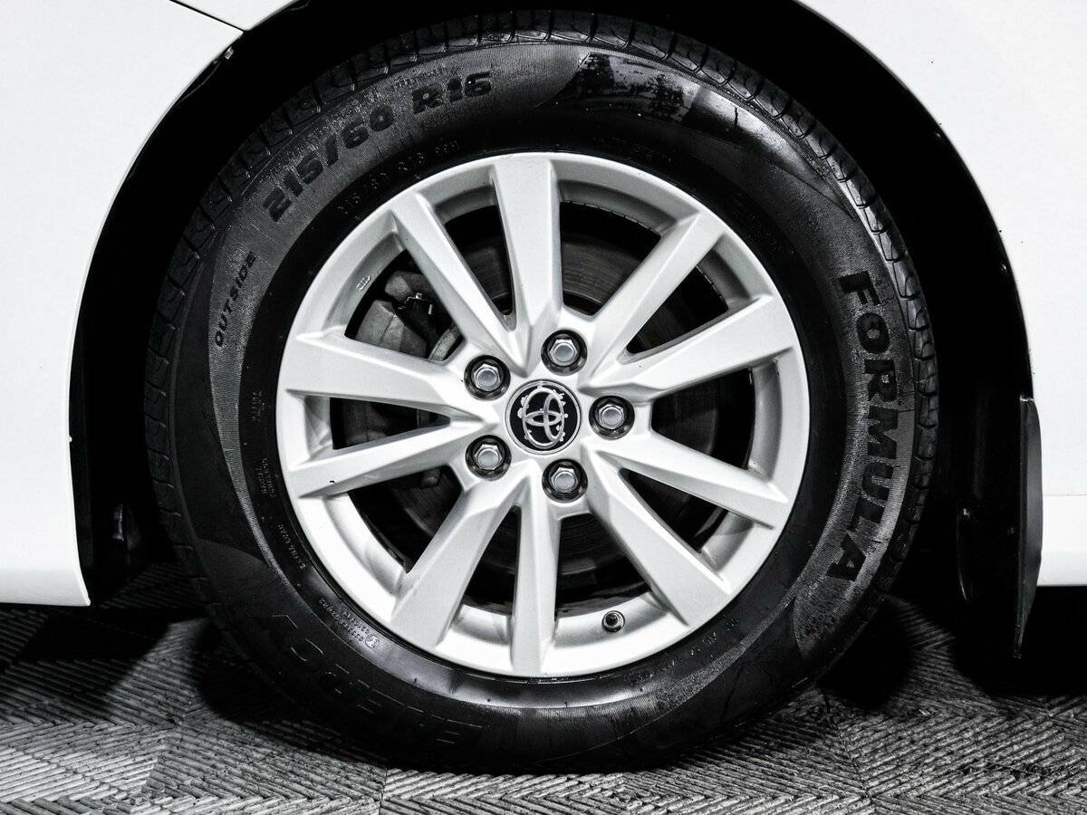 Toyota Camry, 2018 Фото №15