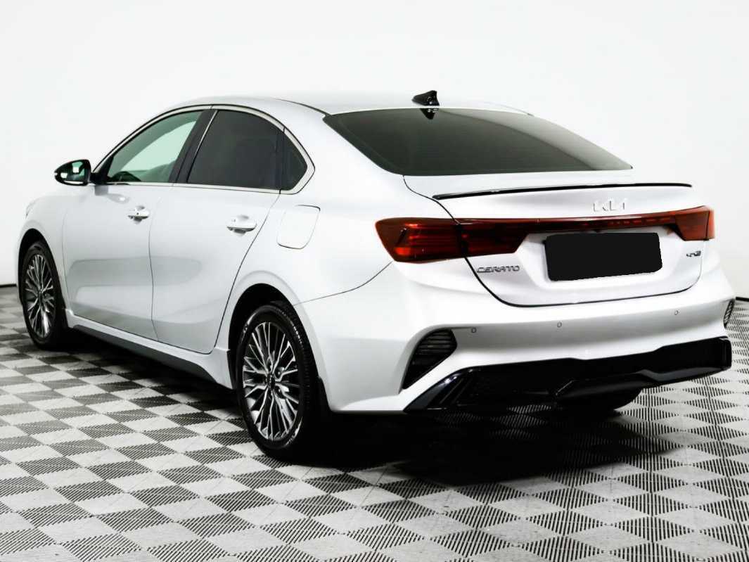 Kia Cerato, 2022 Фото №7