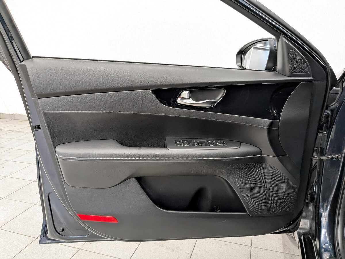 Kia Cerato, 2020 Фото №17