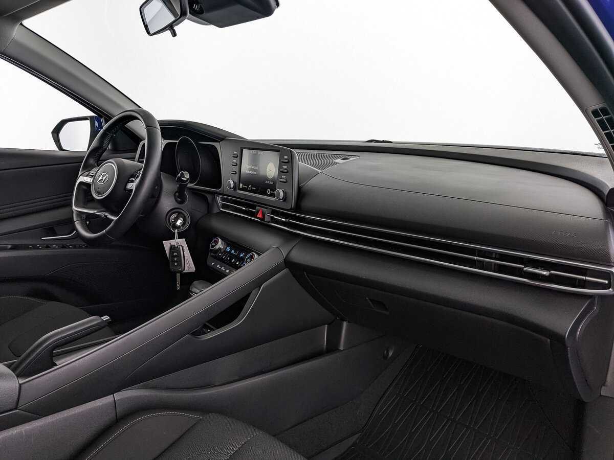 Hyundai Elantra, 2021 Фото №9