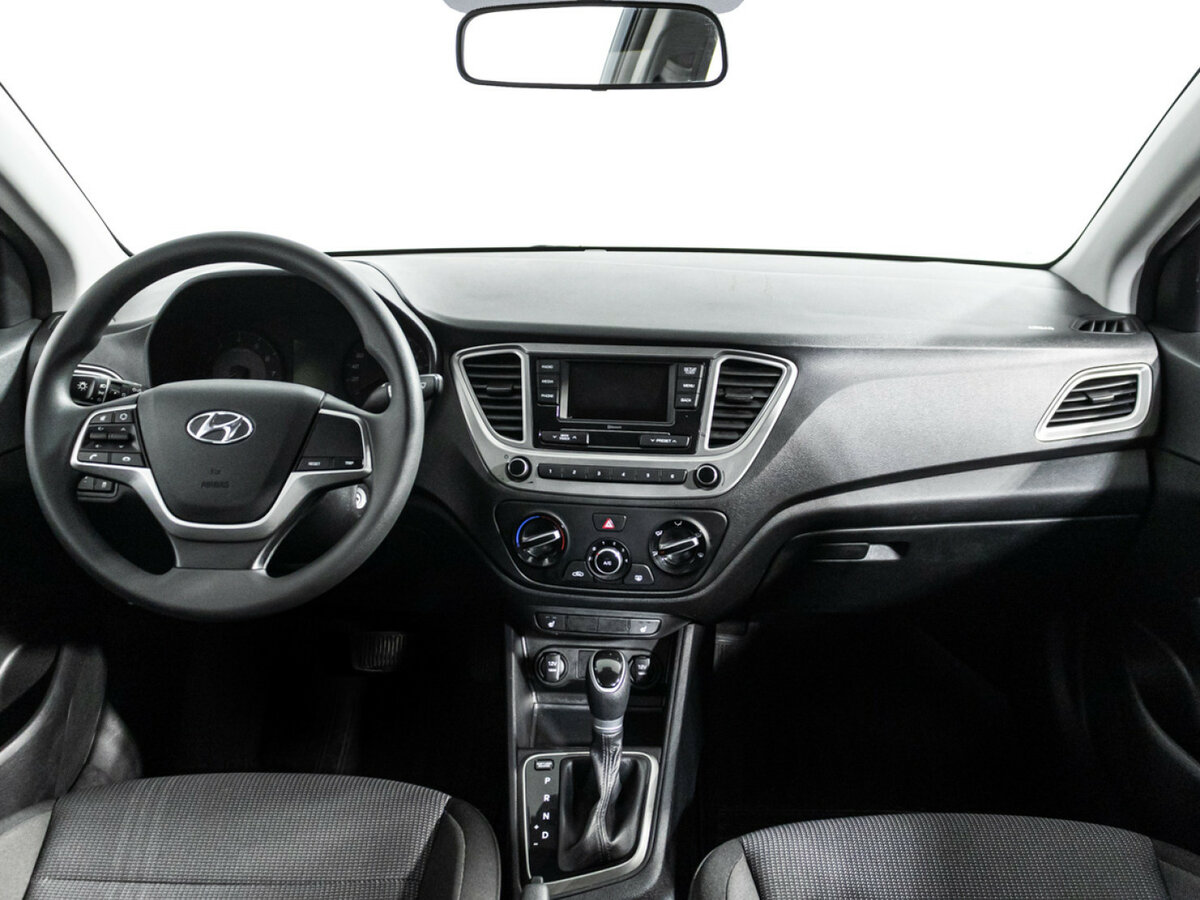 Hyundai Solaris II Рестайлинг, 2020 Фото №13