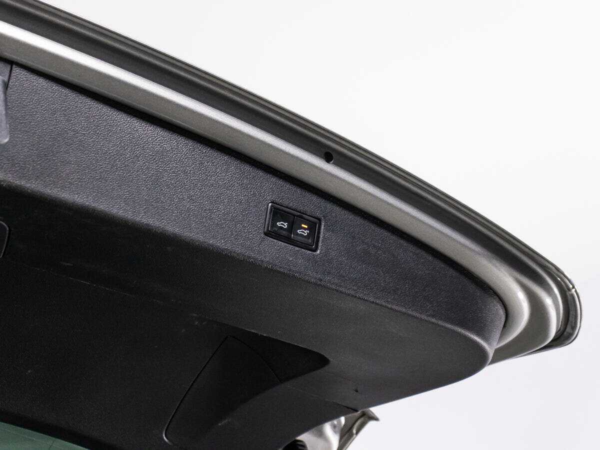 Volkswagen Tiguan, 2018 Фото №16