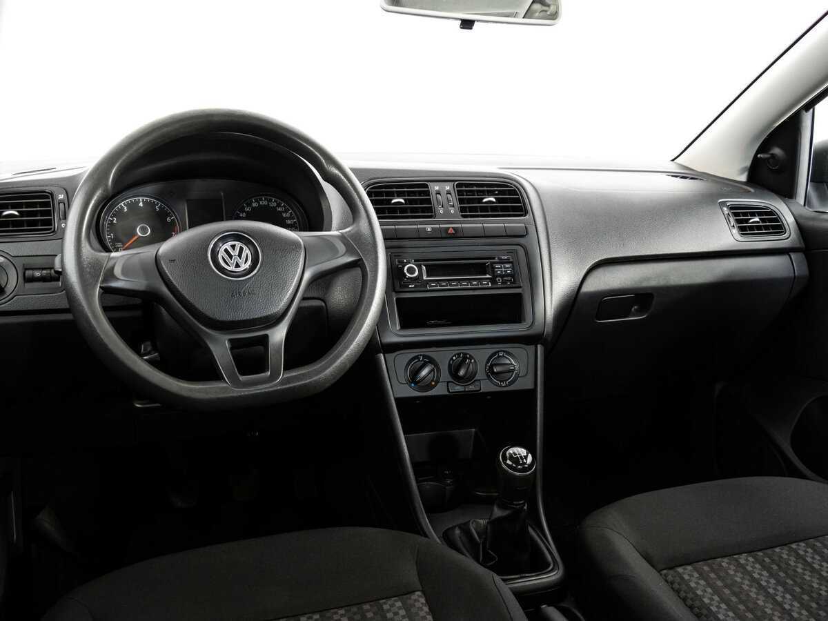 Volkswagen Polo, 2017 Фото №9