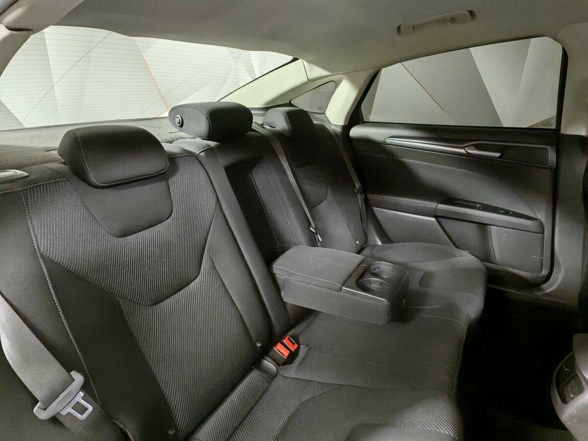 Ford Mondeo, 2017 Фото №13