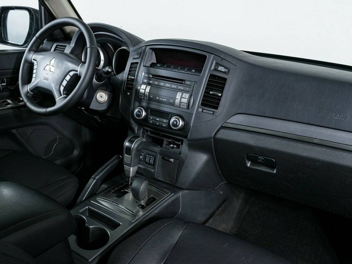 Mitsubishi Pajero, 2013 Фото №10