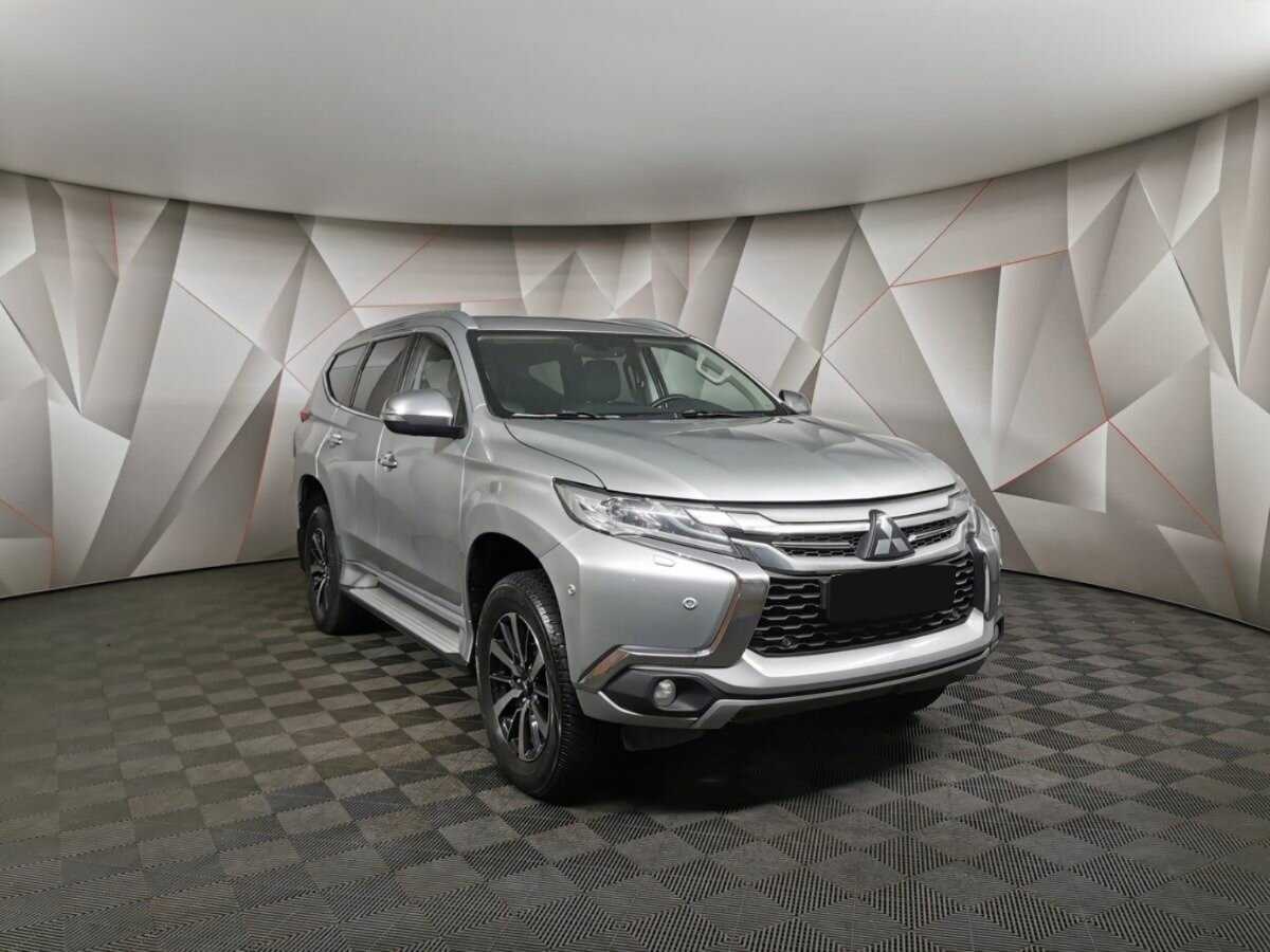 Mitsubishi Pajero Sport, 2017 Фото №3