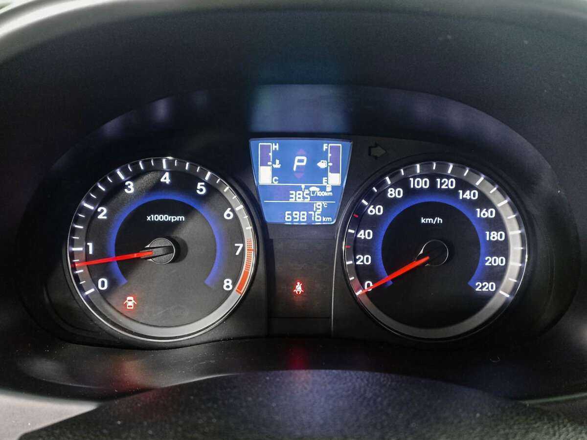 Hyundai Solaris, 2016 Фото №11