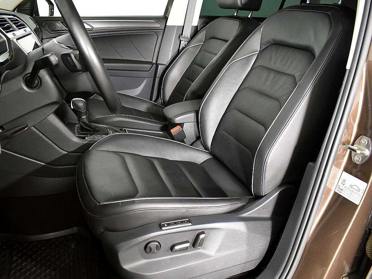 Volkswagen Tiguan, 2018 Фото №8