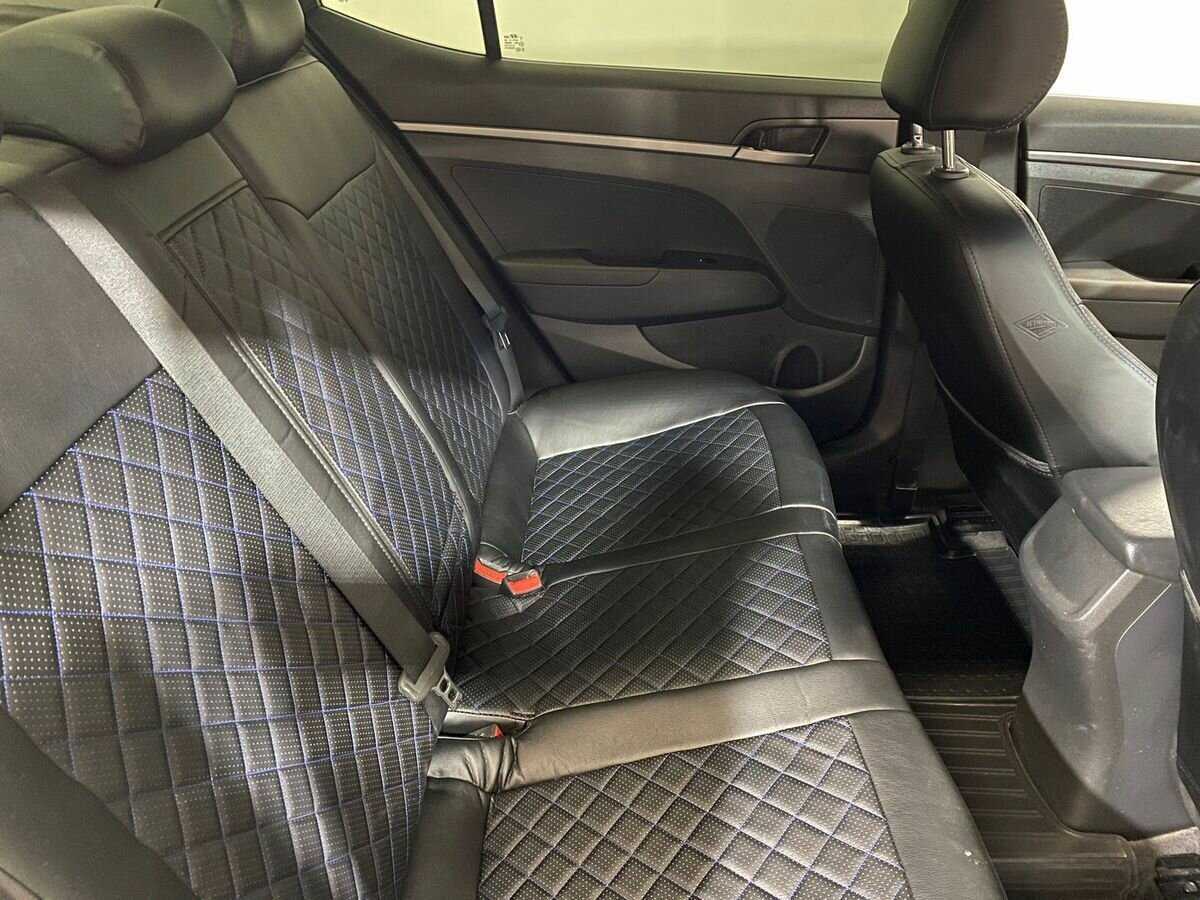Hyundai Elantra, 2017 Фото №11