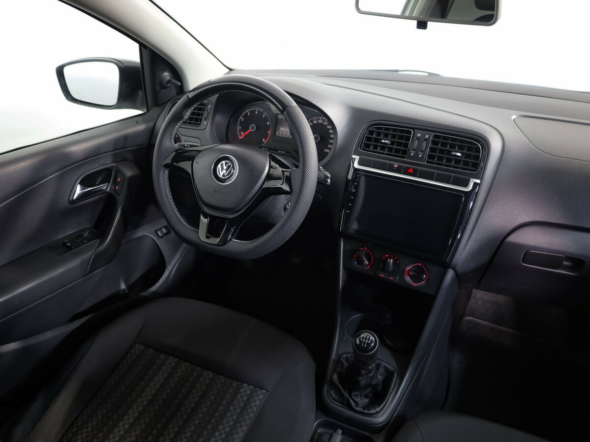 Volkswagen Polo V Рестайлинг, 2018 Фото №7