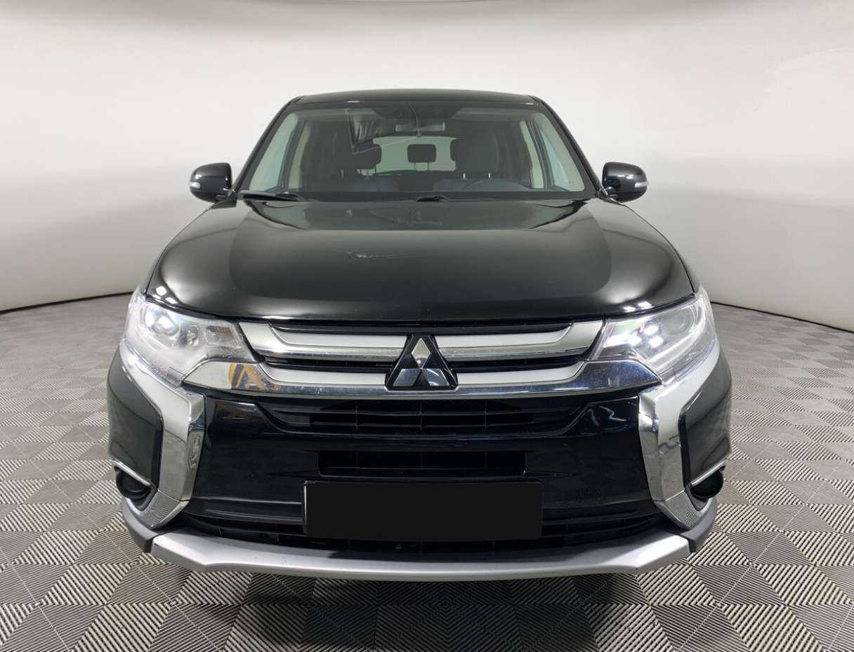 Mitsubishi Outlander, 2018 Фото №2