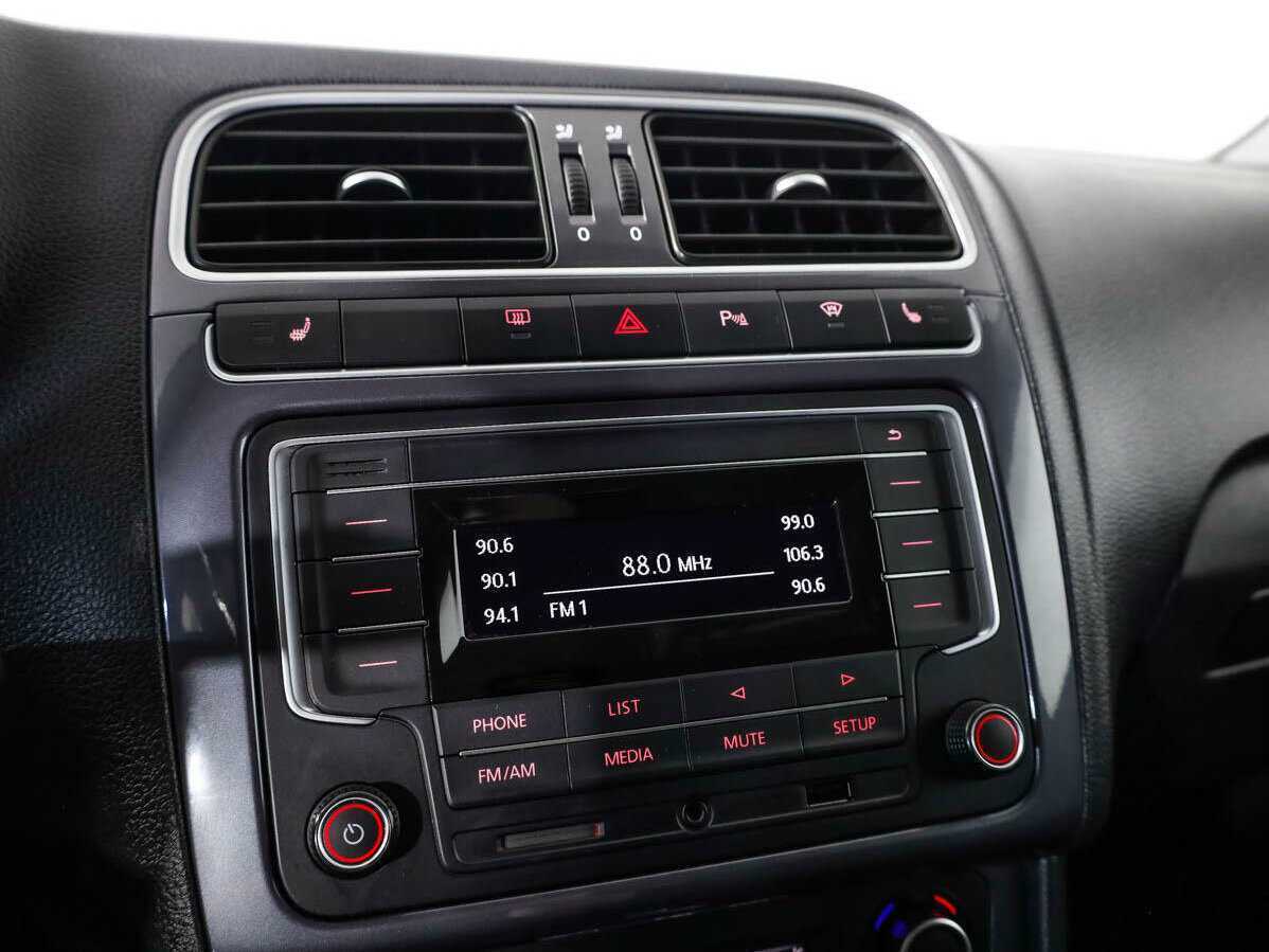 Volkswagen Polo, 2020 Фото №13