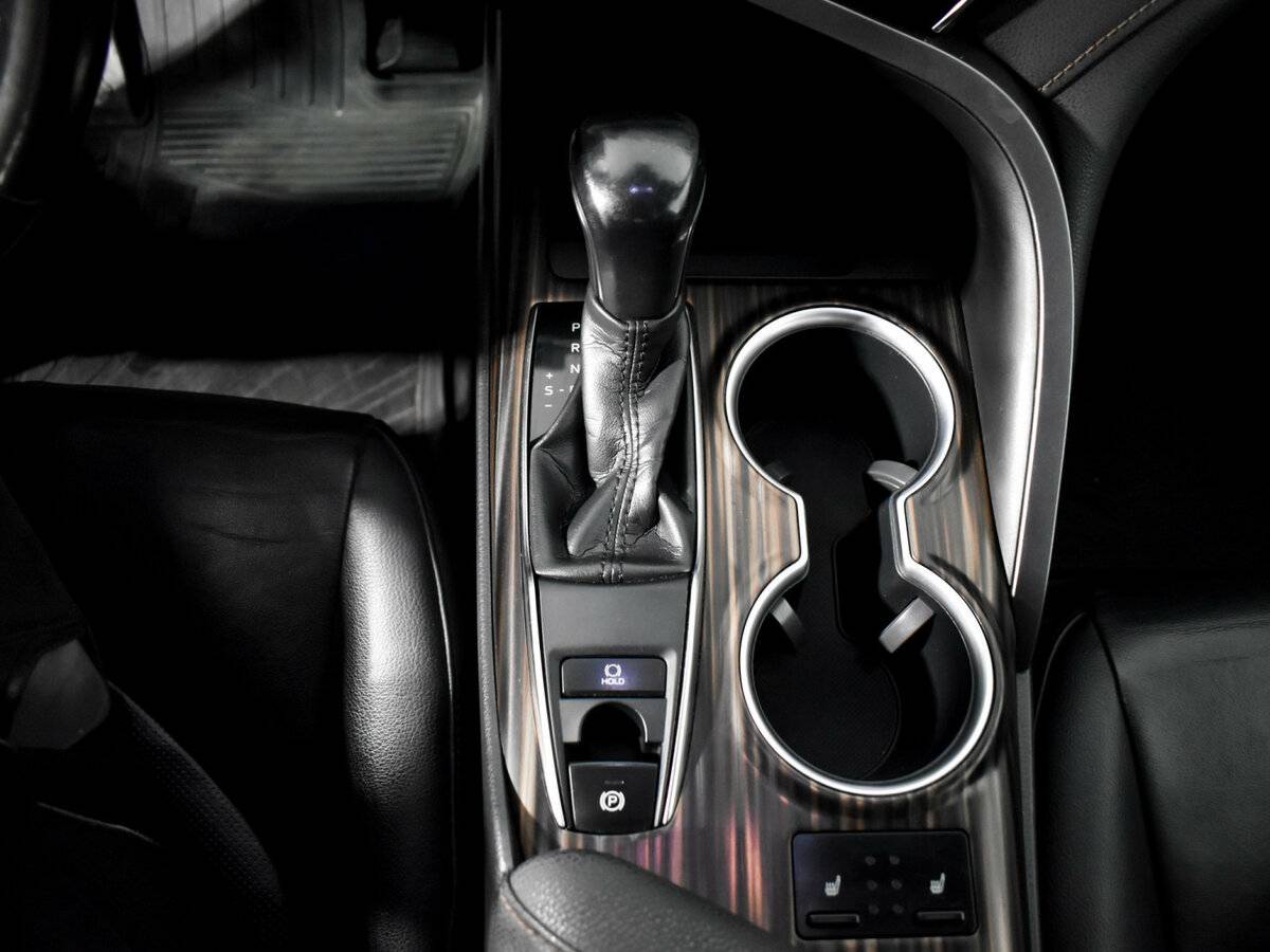 Toyota Camry VIII (XV70), 2018 Фото №8