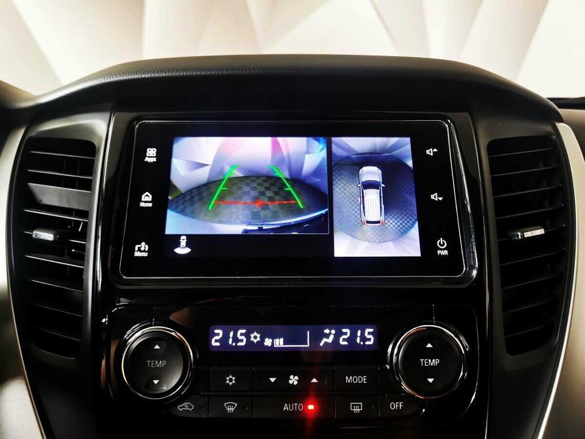 Mitsubishi Pajero Sport, 2017 Фото №16