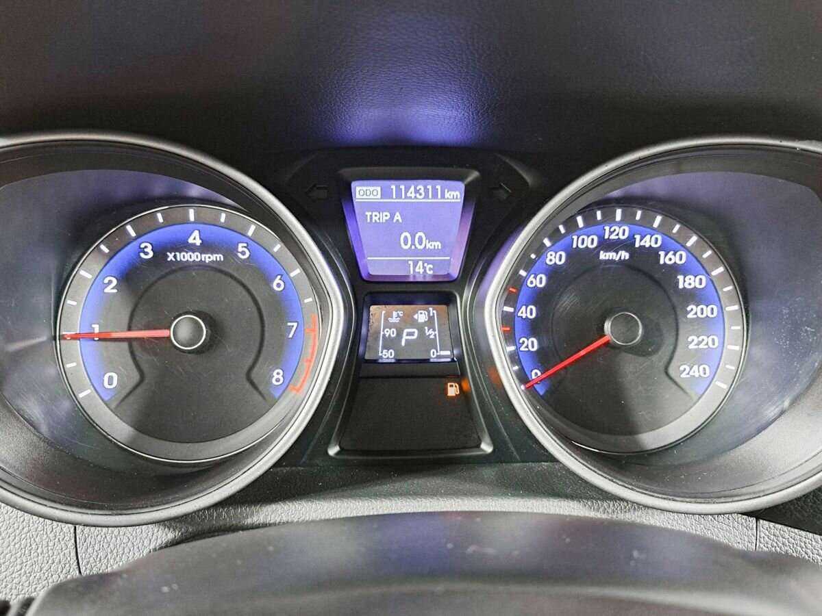 Hyundai i30, 2012 Фото №11