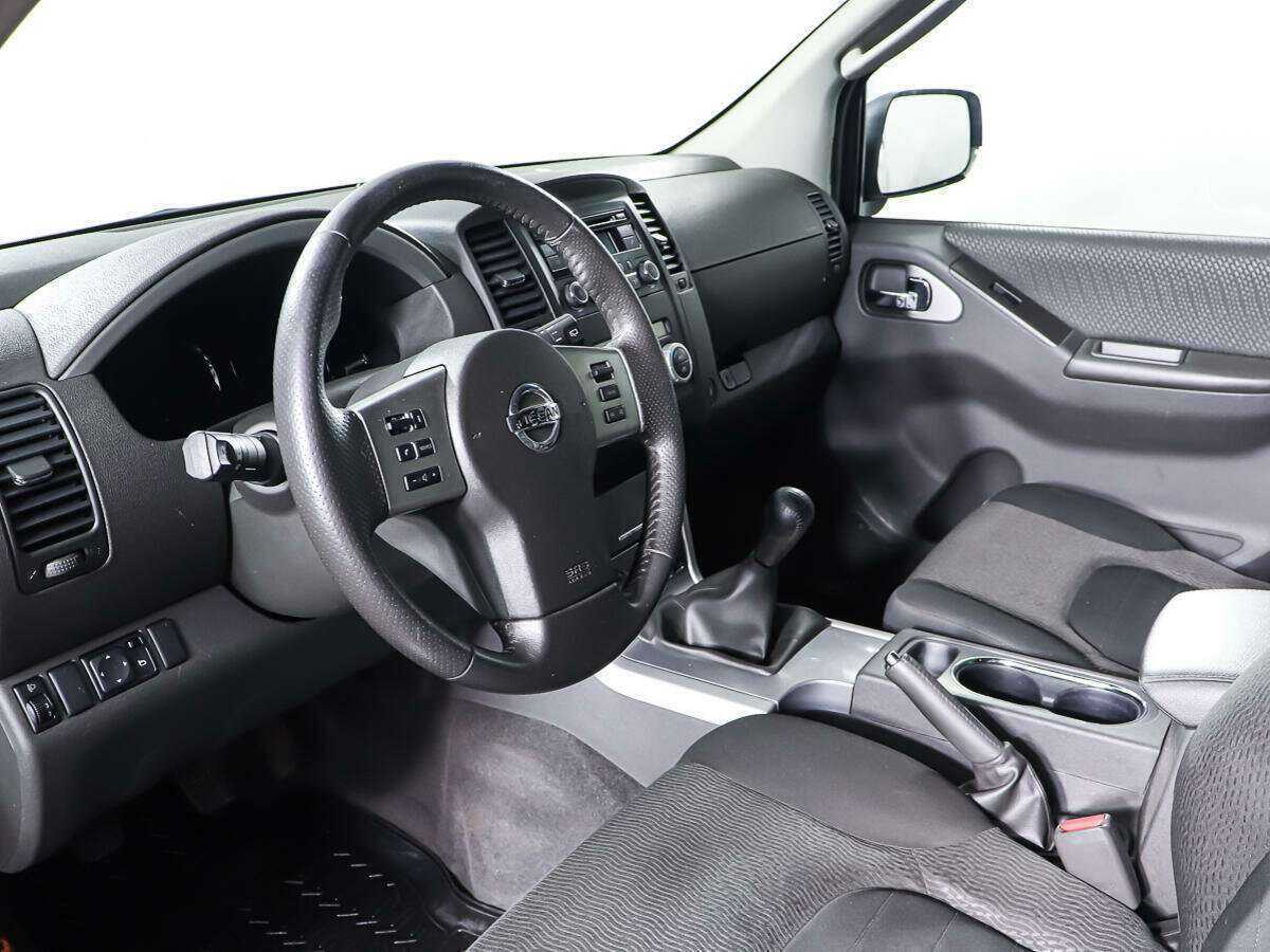 Nissan Pathfinder, 2012 Фото №16