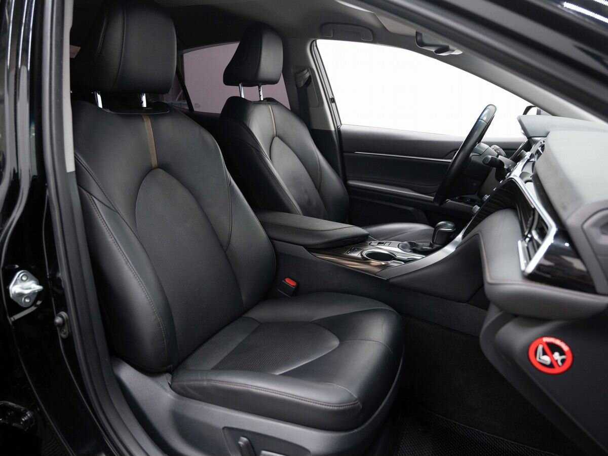 Toyota Camry, 2019 Фото №12
