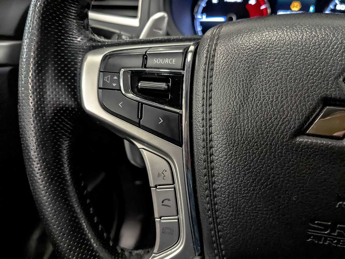 Mitsubishi Pajero Sport, 2020 Фото №28