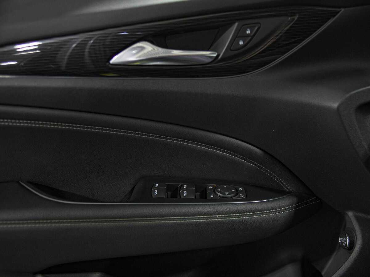 Opel Insignia, 2018 Фото №13