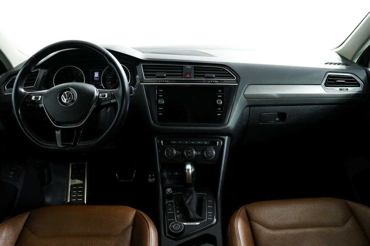 Volkswagen Tiguan, 2020 Фото №11