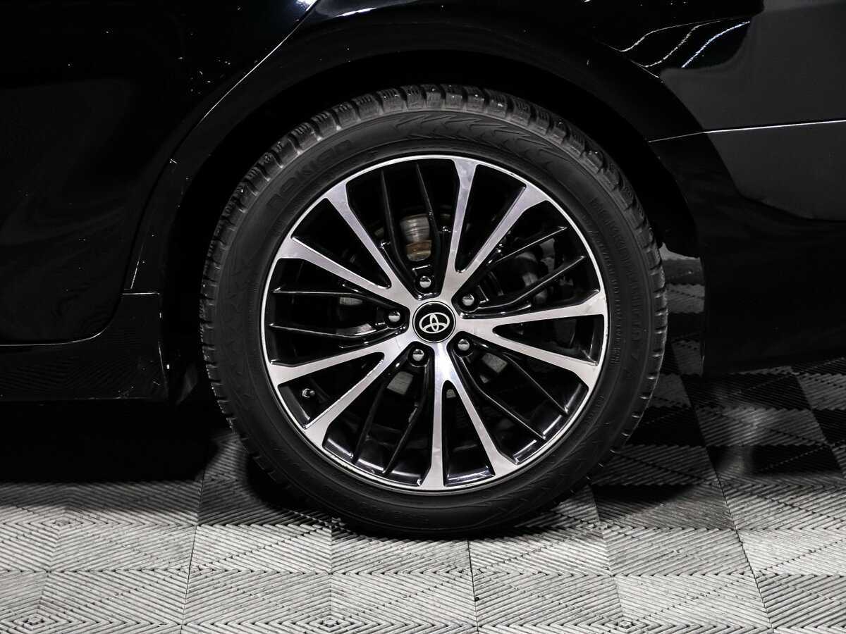 Toyota Camry, 2018 Фото №14
