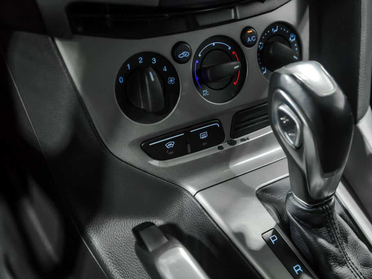 Ford Focus, 2013 Фото №11