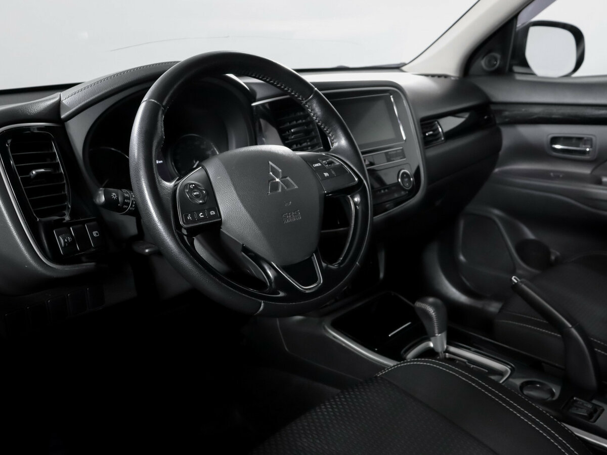 Mitsubishi Outlander III Рестайлинг 3, 2019 Фото №14