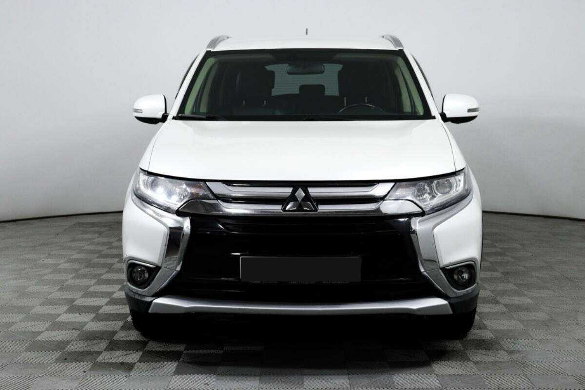 Mitsubishi Outlander, 2015 Фото №2