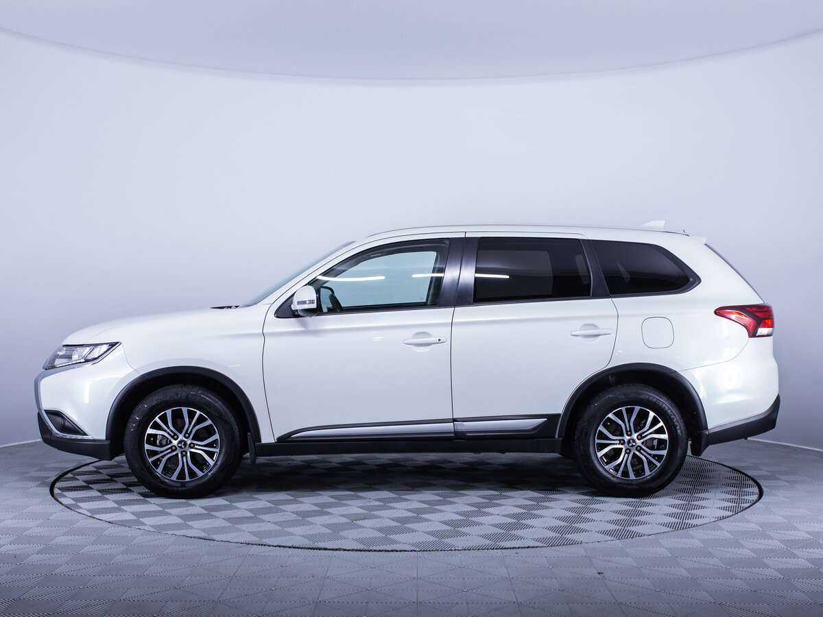 Mitsubishi Outlander, 2020 Фото №8