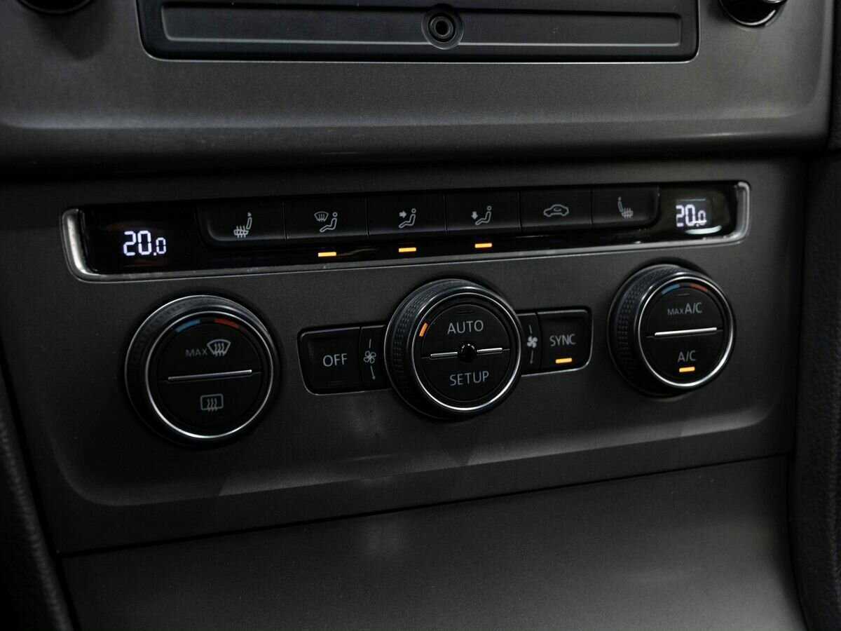 Volkswagen Golf, 2013 Фото №18