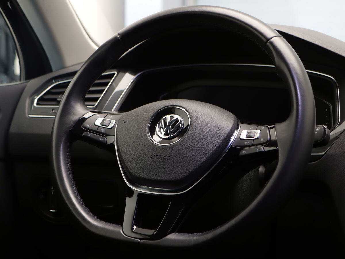 Volkswagen Tiguan, 2020 Фото №13