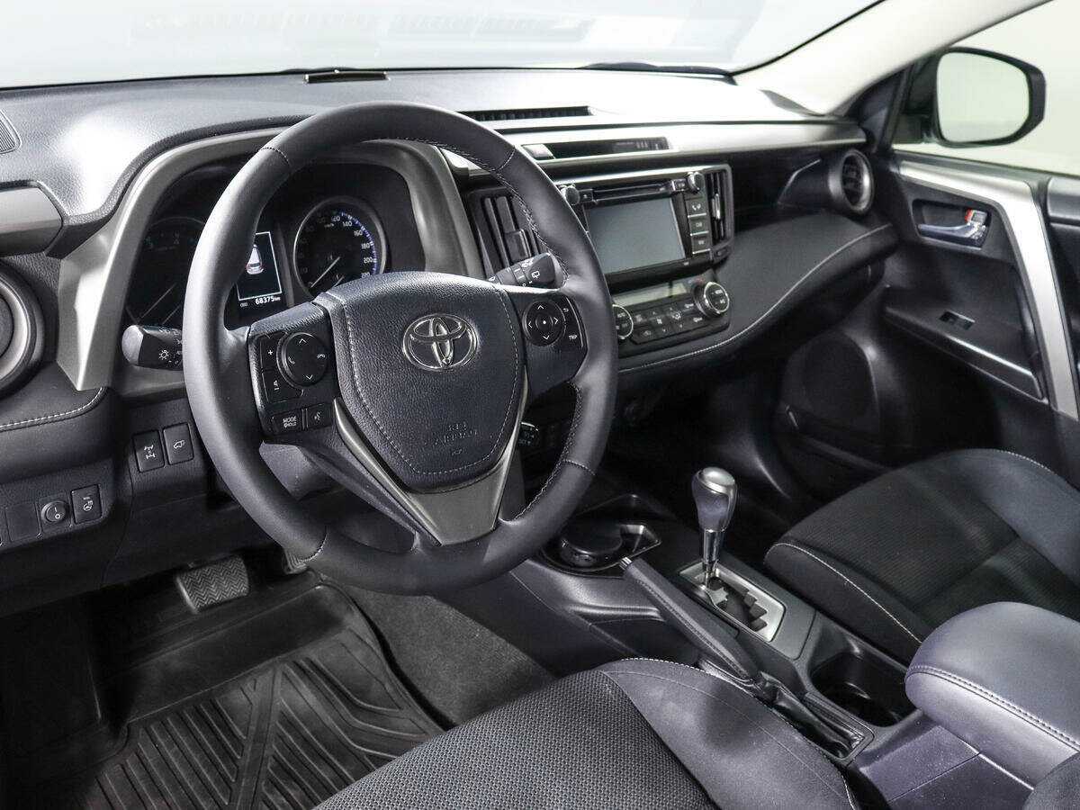 Toyota RAV4, 2015 Фото №14
