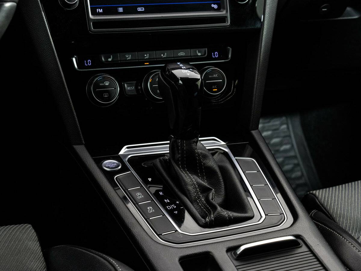 Volkswagen Passat, 2016 Фото №14