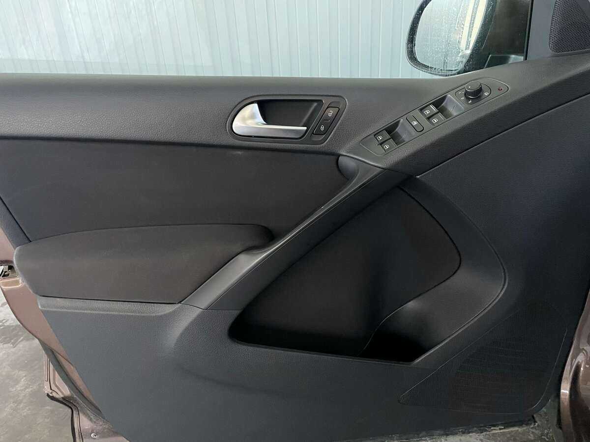 Volkswagen Tiguan, 2014 Фото №18
