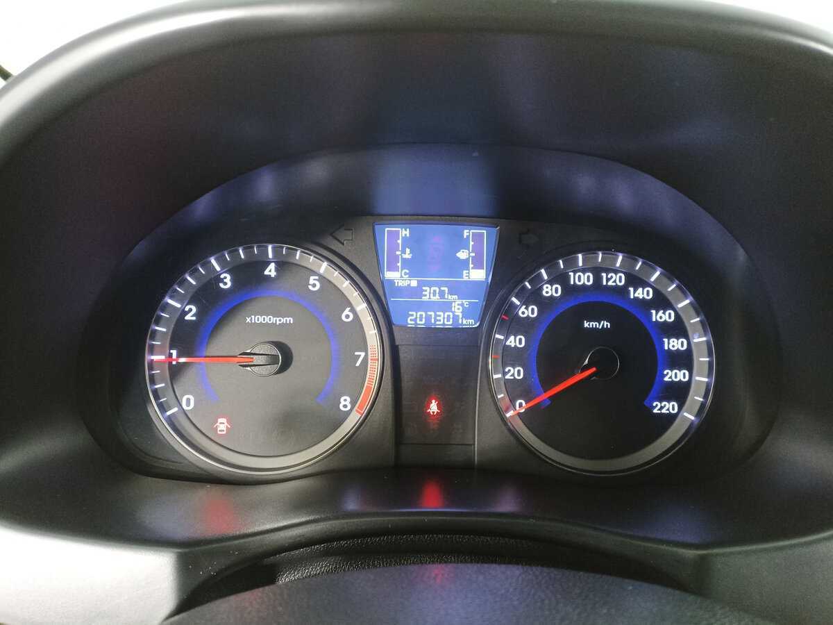 Hyundai Solaris, 2015 Фото №13